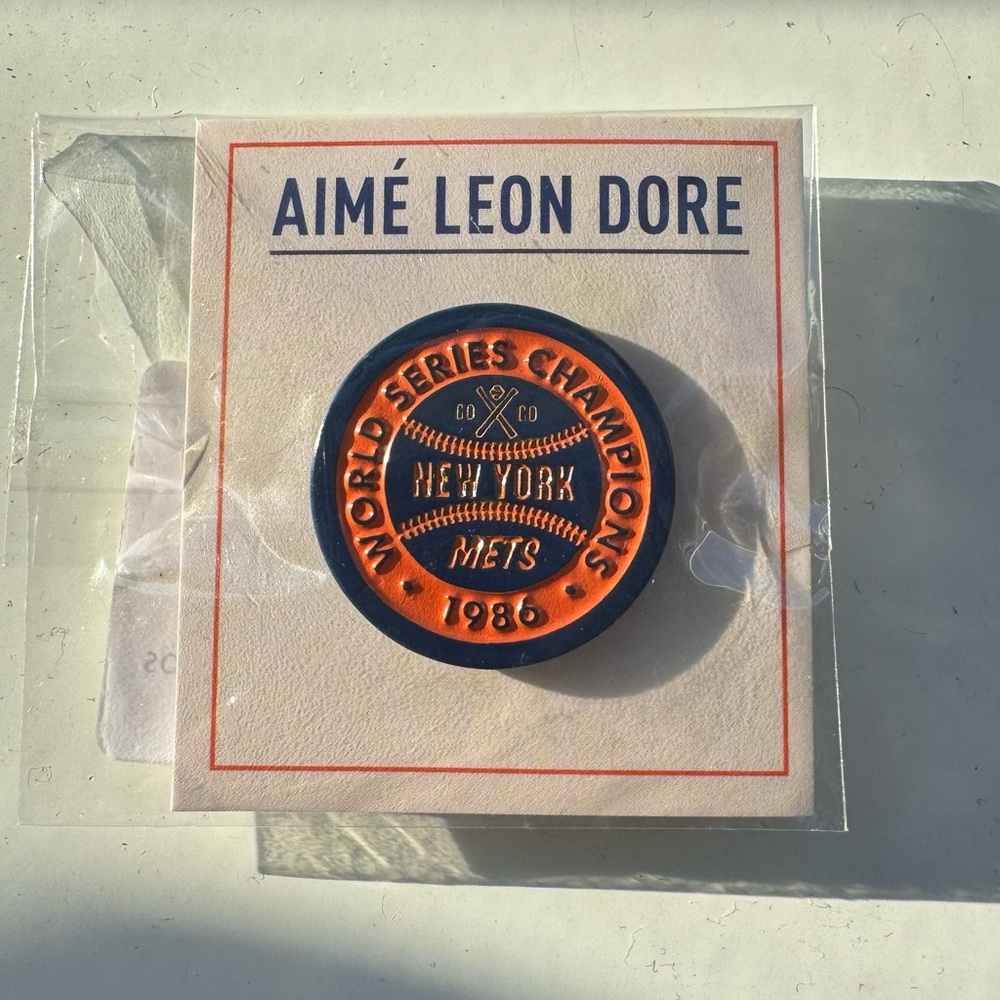 Exclusive! New York Mets - World Series Champions 1986 Pin